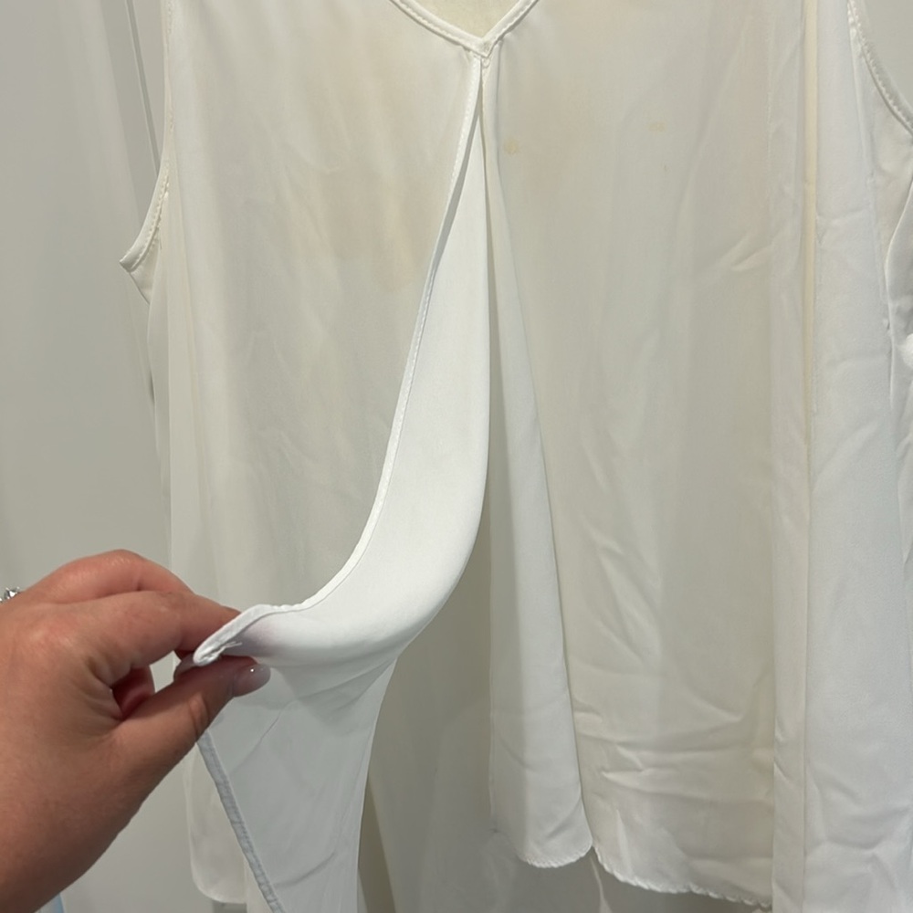 Green Envelope White Flutter Sleeve Tank Top - Picture 3 of 11